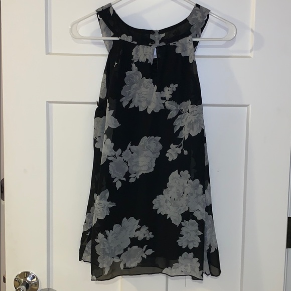 Halter Top - Picture 2 of 2